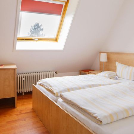 Caritas Tagungszentrum Фрайбург Стая снимка